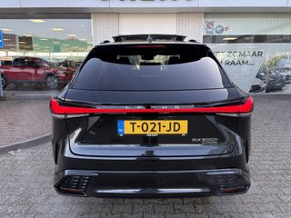 Voertuigafbeelding 6