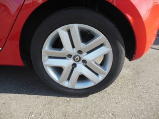 Voertuigafbeelding 5