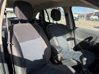 Voertuigafbeelding 19