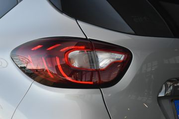 Voertuigafbeelding 28