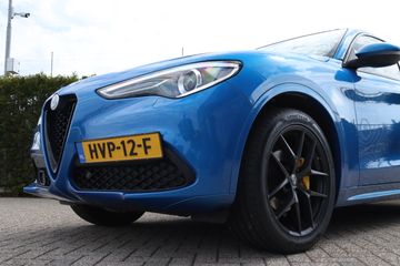 Voertuigafbeelding 4