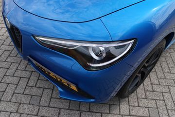 Voertuigafbeelding 6