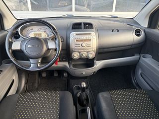 Voertuigafbeelding 7