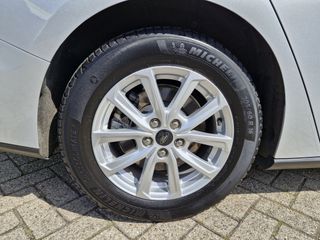 Voertuigafbeelding 15