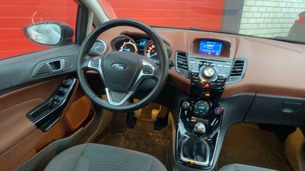 Voertuigafbeelding 2