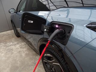 Voertuigafbeelding 9