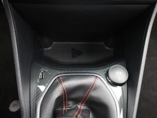 Voertuigafbeelding 23