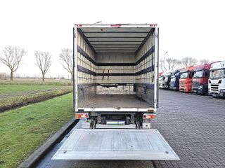 Voertuigafbeelding 12