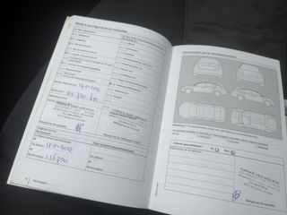 Voertuigafbeelding 8