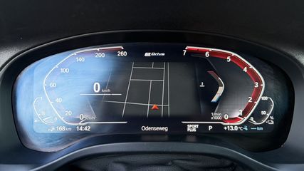 Voertuigafbeelding 9