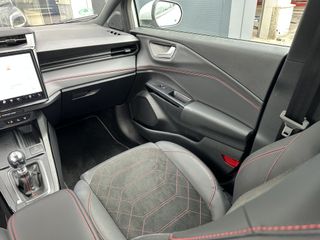 Voertuigafbeelding 18