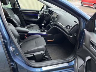 Voertuigafbeelding 26