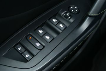 Voertuigafbeelding 16