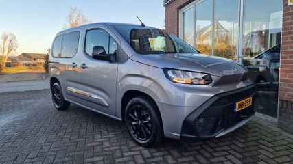 Voertuigafbeelding 6