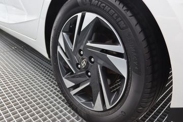 Voertuigafbeelding 25