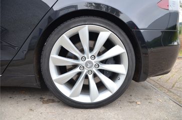 Voertuigafbeelding 32