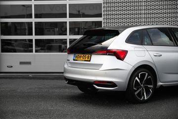 Voertuigafbeelding 3