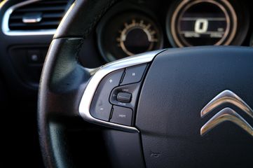 Voertuigafbeelding 17