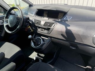 Voertuigafbeelding 24