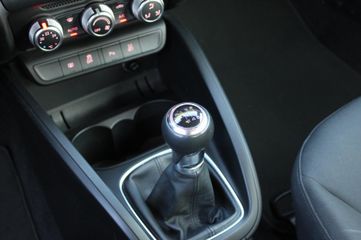 Voertuigafbeelding 6