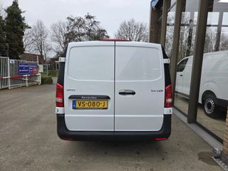 Voertuigafbeelding 30