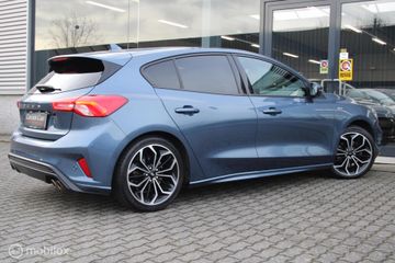 Voertuigafbeelding 17