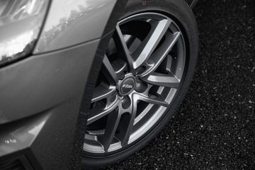 Voertuigafbeelding 4