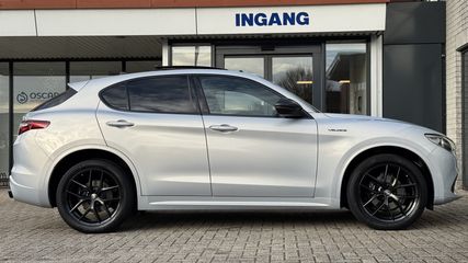 Voertuigafbeelding 4