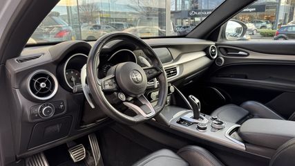 Voertuigafbeelding 7