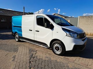 Voertuigafbeelding 6