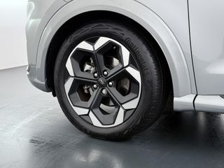 Voertuigafbeelding 12