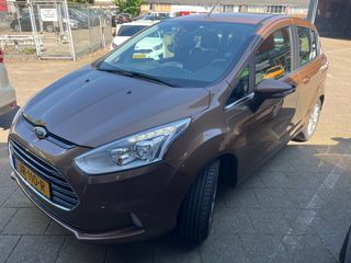 Voertuigafbeelding 3