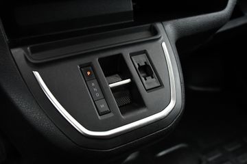 Voertuigafbeelding 16