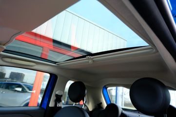 Voertuigafbeelding 16