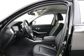 Voertuigafbeelding 8