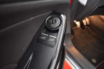 Voertuigafbeelding 15