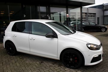 Voertuigafbeelding 2