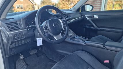 Voertuigafbeelding 8