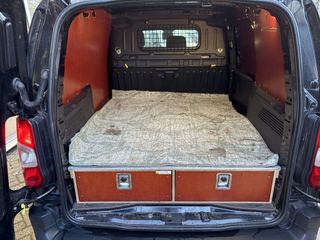 Voertuigafbeelding 22