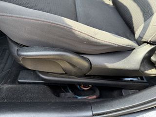 Voertuigafbeelding 30