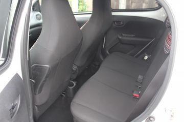 Voertuigafbeelding 10