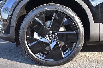 Voertuigafbeelding 8