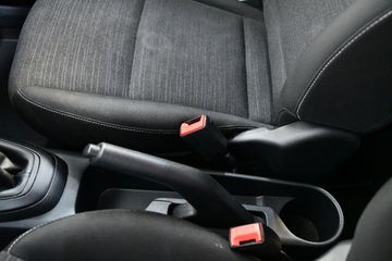 Voertuigafbeelding 17