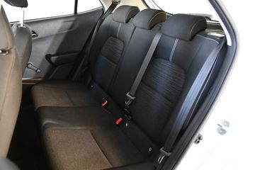 Voertuigafbeelding 4