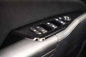 Voertuigafbeelding 24