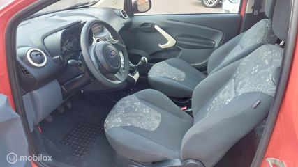 Voertuigafbeelding 8