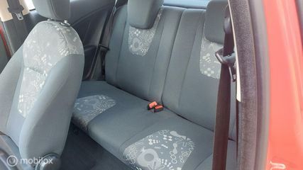 Voertuigafbeelding 9