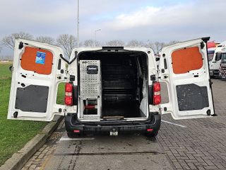 Voertuigafbeelding 14