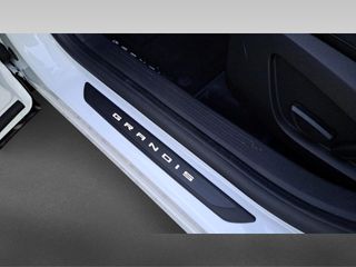 Voertuigafbeelding 23