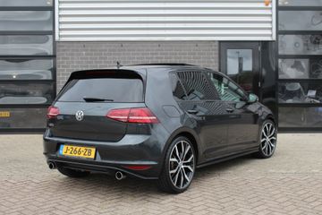 Voertuigafbeelding 2